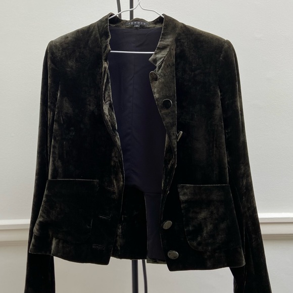 Green Theory Silk Velvet Blazer - Picture 2 of 3